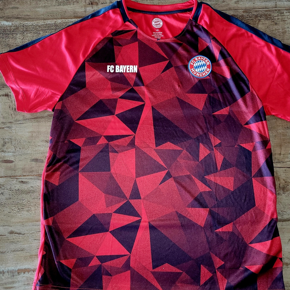 Men's Red and Black FC Bayern Jersey